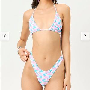Frankies Sister Swirl bikini